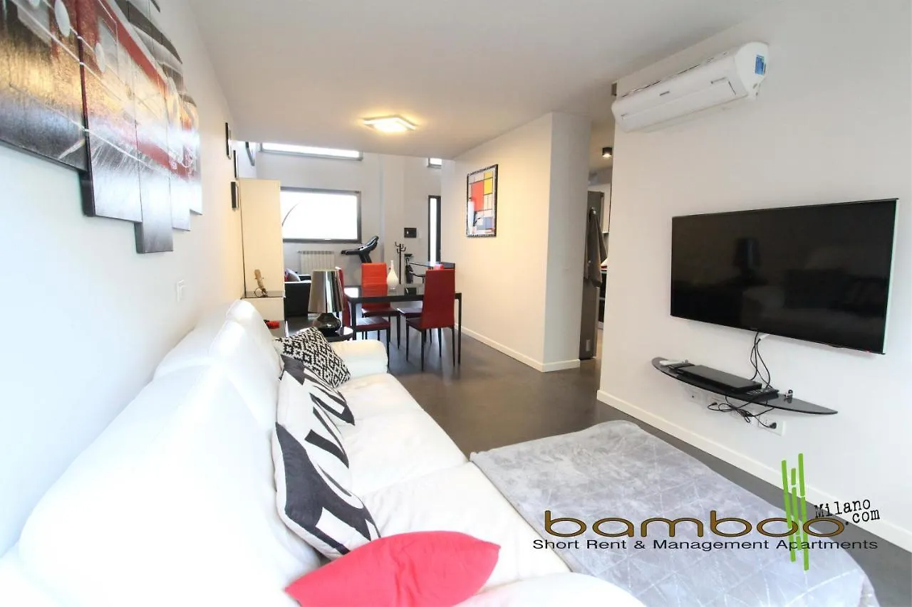 Bamboo Milano Colico Loft 아파트 이탈리아
