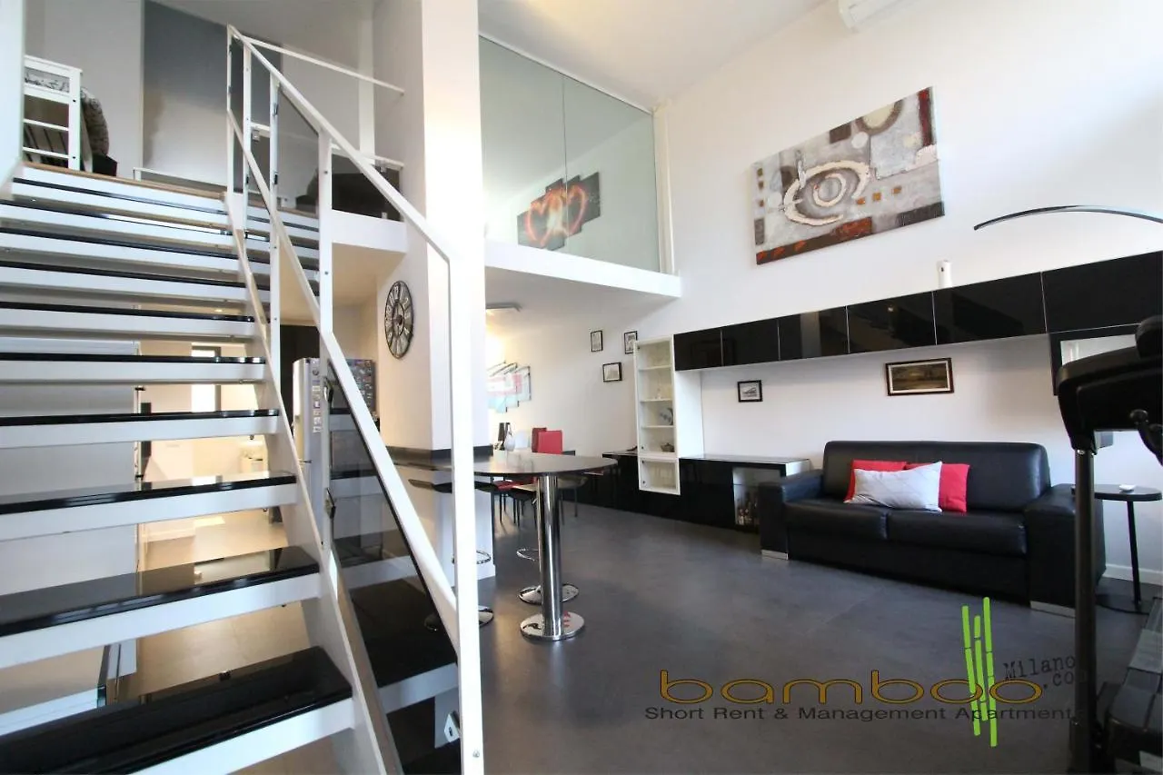 Bamboo Milano Colico Loft 아파트