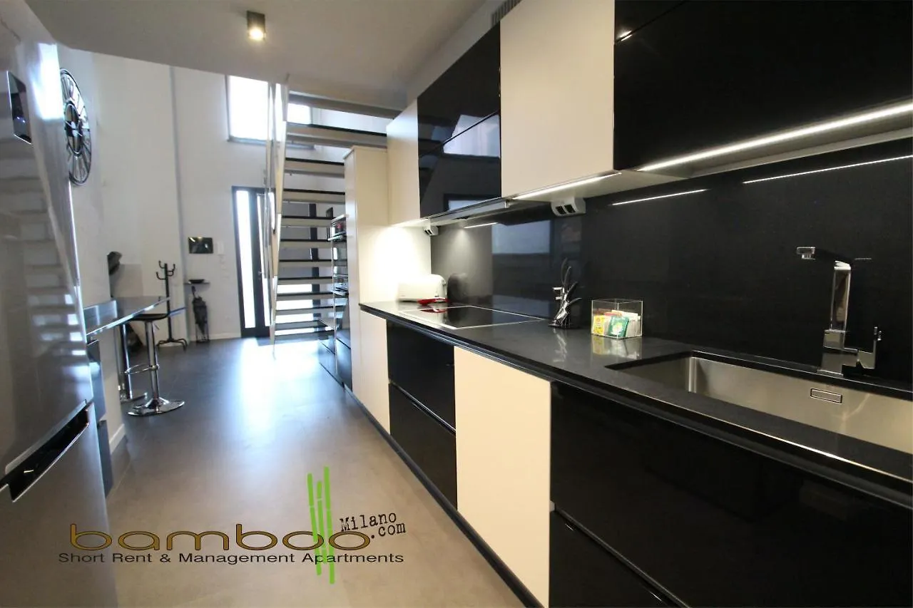Bamboo Milano Colico Loft 아파트 0*, 밀라노